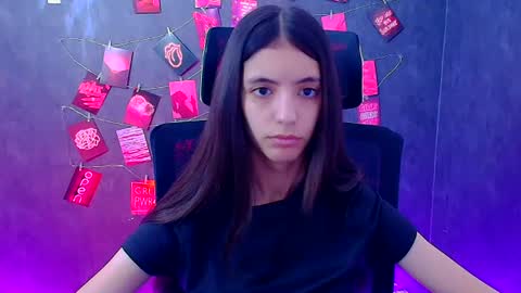 Snapshot of miri_miss chatting on 07/13/26, 11:13 Miri online show from 07/13/26, 11:13