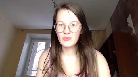 Mira online show from 02/09/25, 01:25