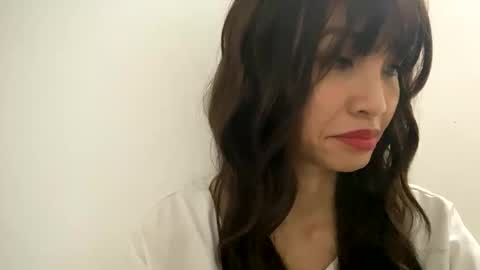 Miriam Schl online show from 10/23/25, 02:22