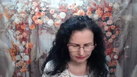 Miroslava Happi online show from 04/20/26, 06:05