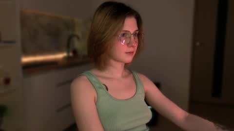 Mira online show from 04/05/26, 10:51