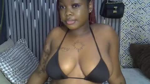 mirror_254 online show from 10/06/25, 11:29