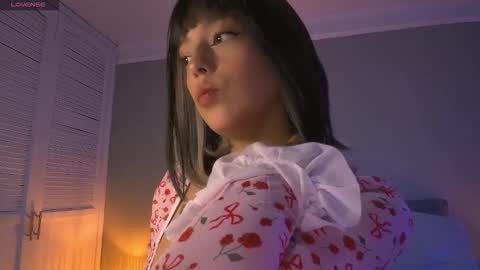 Eliza online show from 11/24/25, 04:01