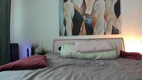 Eva online show from 10/06/25, 07:06