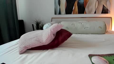 Snapshot of mis_eva chatting on 02/04/26, 07:14 Eva online show from 02/04/26, 07:14