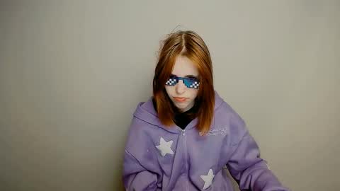 misaki_chan_ online show from 10/14/25, 09:37