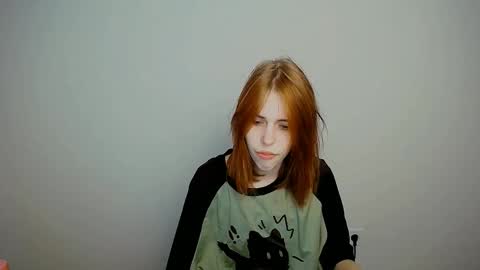 misaki_chan_ online show from 10/19/25, 02:50