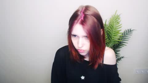 misaki_chan_ online show from 04/26/26, 08:39