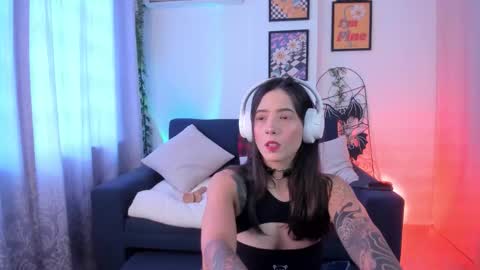 KRAVE  online show from 02/02/26, 06:17