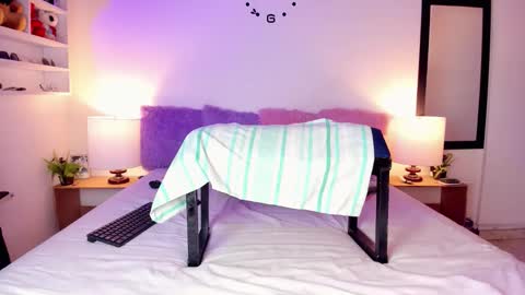 Rachell  Mishelle online show from 05/14/26, 01:01