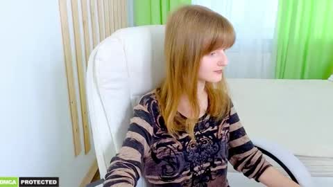 Snapshot of miss___alisa chatting on 05/17/26, 02:46 Alisa NONNUDE online show from 05/17/26, 02:46
