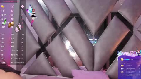 Snapshot of miss__lola chatting on 02/18/25, 11:52 Soy lola online show from 02/18/25, 11:52