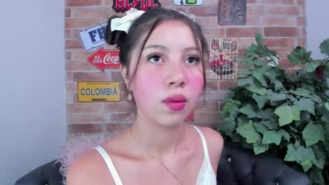 Luxury online show from 11/25/25, 10:59