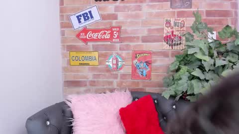 Luxury online show from 12/16/25, 11:04