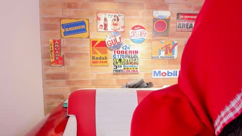 Pamela online show from 10/28/25, 11:03