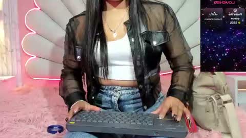 Snapshot of miss__star_ chatting on 07/04/26, 02:12 miss__star_ online show from 07/04/26, 02:12
