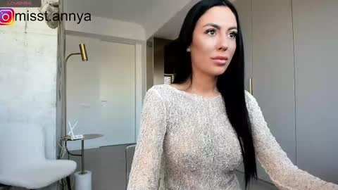 Miss Tanya online show from 03/05/25, 08:43