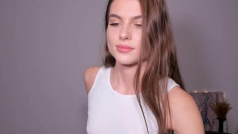 Snapshot of miss_algel chatting on 11/12/25, 11:21 Katrin online show from 11/12/25, 11:21