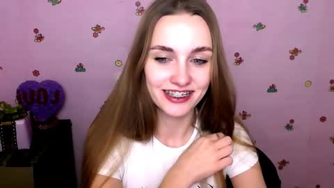 Angelina online show from 02/07/26, 06:50