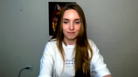 Snapshot of miss_angelina_ chatting on 06/18/26, 09:14 Angelina online show from 06/18/26, 09:14