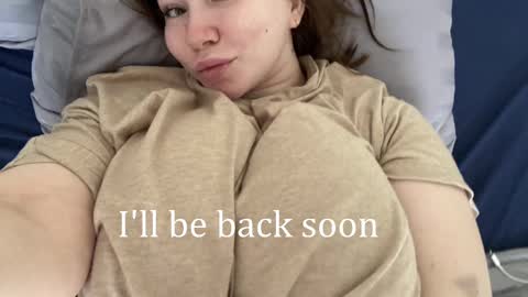 Snapshot of miss_anna909 chatting on 03/05/25, 06:23 Anna online show from 03/05/25, 06:23
