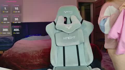 Anna online show from 04/05/26, 12:13