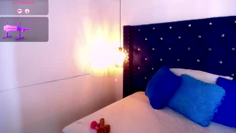 miss_ariss online show from 12/20/25, 04:41