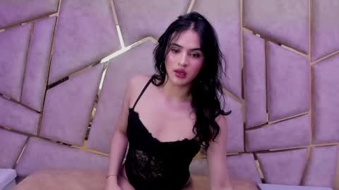 miss_bella_kiss online show from 05/08/26, 06:41
