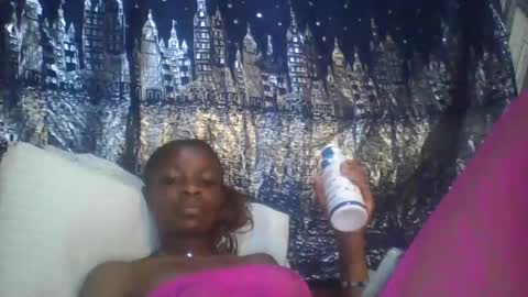 miss_belllo online show from 02/07/25, 10:08