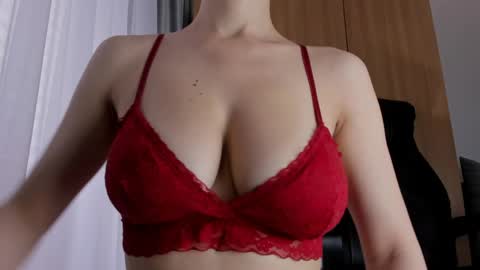 Ivy online show from 04/02/26, 12:03