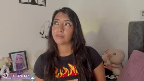 lucy 3 online show from 02/03/26, 02:53