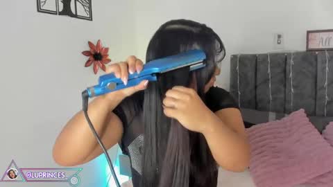 lucy 3 online show from 04/18/26, 07:58