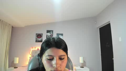 Snapshot of miss_cataleya__ chatting on 05/29/26, 11:41 Cataleya online show from 05/29/26, 11:41