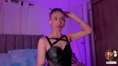 Snapshot of miss_charlotte77 chatting on 07/18/26, 02:16 Charlotte online show from 07/18/26, 02:16