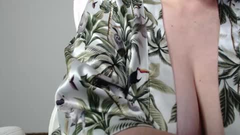 liza online show from 10/15/25, 01:50