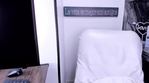 Danika online show from 02/14/25, 11:10