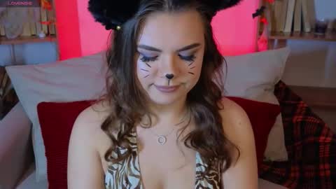 Snapshot of miss_delia chatting on 10/23/25, 12:10 Cordelia online show from 10/23/25, 12:10