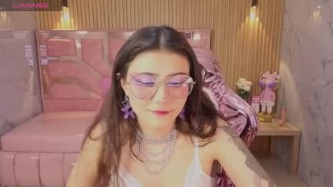 Snapshot of miss_devil_s chatting on 02/05/26, 03:11 miss_devil_s online show from 02/05/26, 03:11