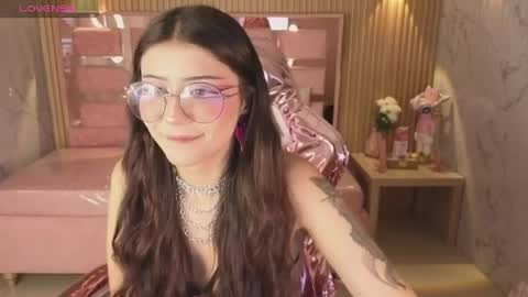 Snapshot of miss_devil_s chatting on 03/19/26, 03:10 miss_devil_s online show from 03/19/26, 03:10