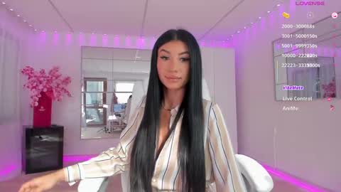 Snapshot of miss_diamond__ chatting on 05/12/26, 05:26 miss_diamond__ online show from 05/12/26, 05:26