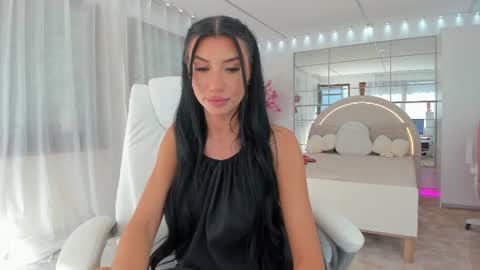 Snapshot of miss_diamond__ chatting on 06/10/26, 06:45 miss_diamond__ online show from 06/10/26, 06:45