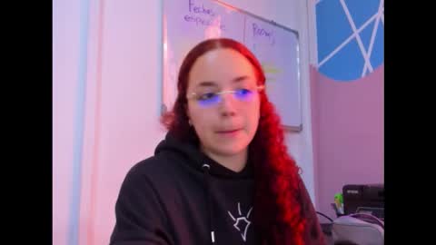 Snapshot of miss_dior1 chatting on 02/18/26, 03:30 miss_dior1 online show from 02/18/26, 03:30