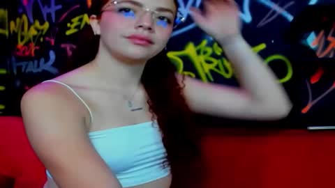 Snapshot of miss_dior1 chatting on 03/26/26, 02:33 miss_dior1 online show from 03/26/26, 02:33