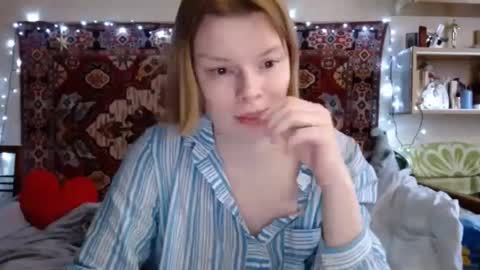 Elis online show from 02/07/25, 12:06