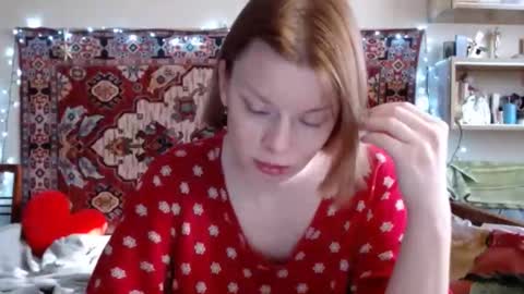 Elis online show from 02/25/25, 12:24