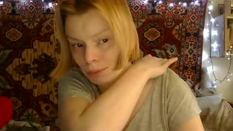 Elis online show from 06/03/26, 02:33