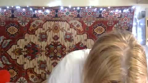 Elis online show from 06/10/26, 11:09