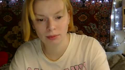 Elis online show from 06/19/26, 11:03