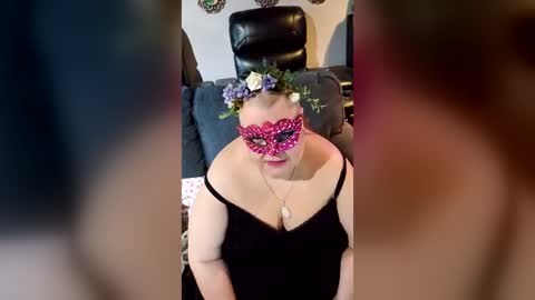 miss_ella_rose online show from 06/15/26, 10:56