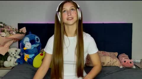 Emily online show from 10/17/25, 05:04